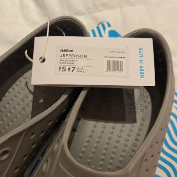 NEW Native Waterproof Shoes Unisex Size M 5/W 7 - Picture 3 of 6